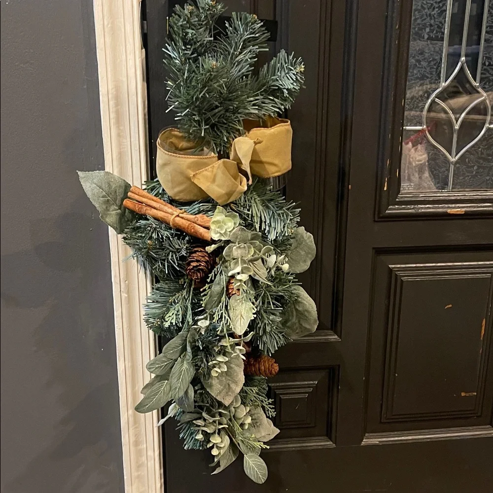 Festive Green and Gold Holiday Wreath